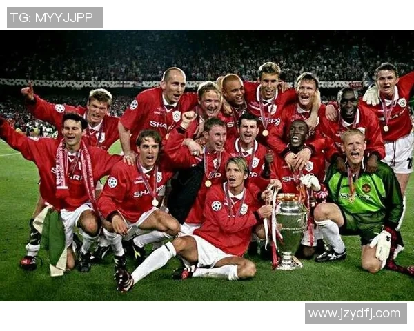 2007年欧冠曼联与米兰次回合激战回顾与精彩瞬间分析