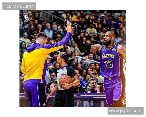 快船与湖人精彩对决视频回放全程回顾与精彩瞬间分析