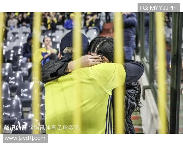 日本与塞内加尔在澳门的精彩对决引发球迷热议与期待 日本与塞内加尔在澳门的精彩对决引发球迷热议与期待