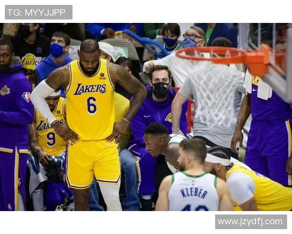 湖人对阵太阳精彩比赛直播全程回顾与分析尽在此处