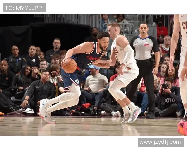 爵士与篮网精彩对决完整视频回顾及赛后分析分享