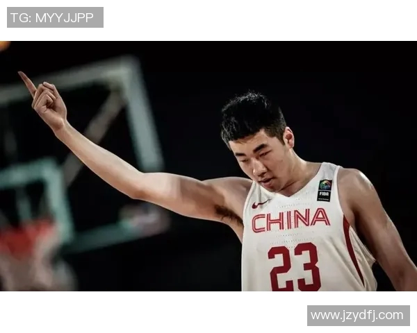 王泉泽的篮球之路:从青涩少年到职业赛场的璀璨星光 王泉泽的篮球之路:从青涩少年到职业赛场的璀璨星光