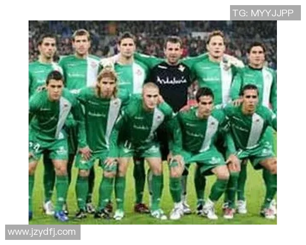 海法马卡比与海法的激烈对决揭示了以色列足球的竞争魅力与战术智慧 海法马卡比与海法的激烈对决揭示了以色列足球的竞争魅力与战术智慧