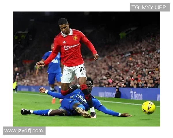 足总杯经典对决曼联与阿森纳再度交锋争夺荣誉之战