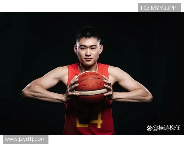 胡金秋的篮球之路：从青涩少年到CBA明星球员的成长故事